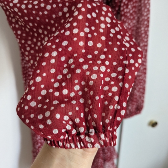All in Favor Red White Polka Dot Blouson Long Sleeve Wrap Dress Size Medium - Picture 2 of 5